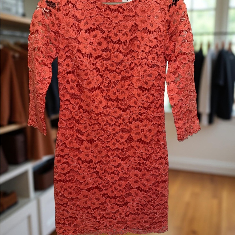 Trina Turk Pre-Owned Size 2 Elegant Coral Lace Long Sleeve Mini Cocktail Dress - Picture 4 of 11